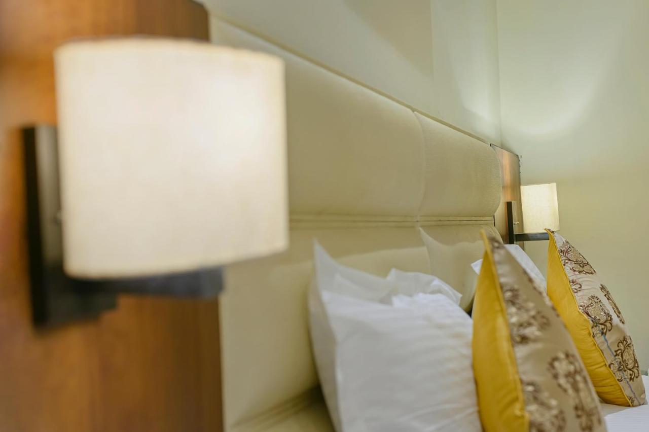Hotel Hira Inn-10Mins From Railway Station & Bus Station Prayagraj Luaran gambar
