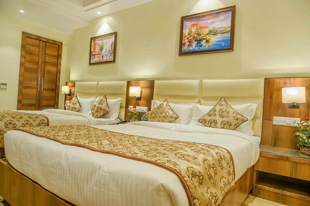 Hotel Hira Inn-10Mins From Railway Station & Bus Station Prayagraj Luaran gambar