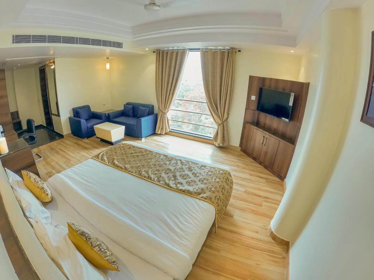 Hotel Hira Inn-10Mins From Railway Station & Bus Station Prayagraj Luaran gambar