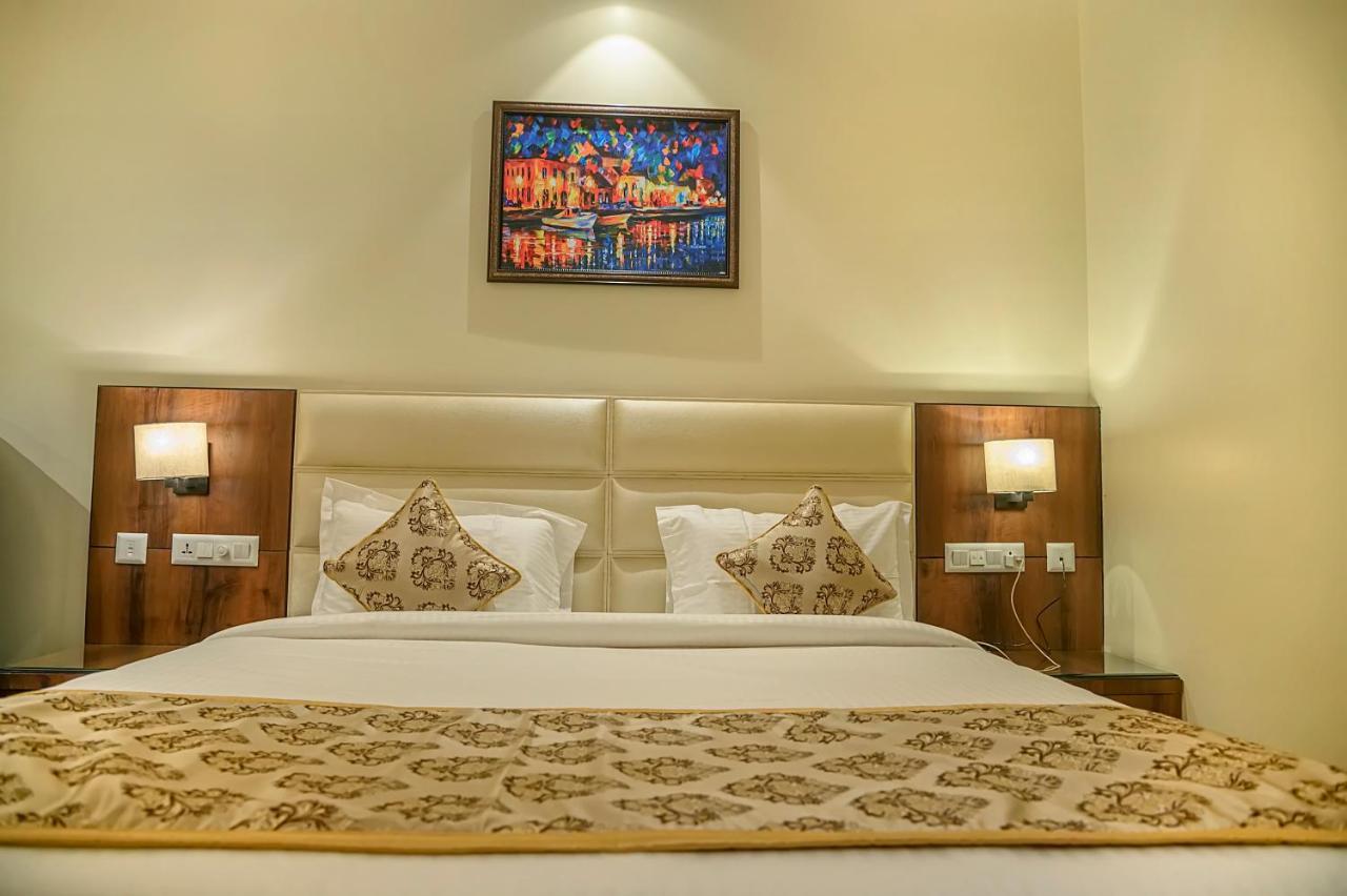 Hotel Hira Inn-10Mins From Railway Station & Bus Station Prayagraj Luaran gambar